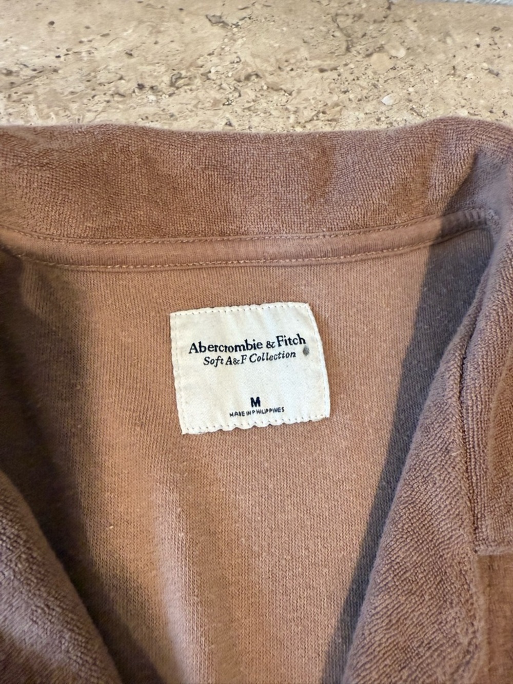 ABERCROMBIE & FITCH Soft A F Collection One Pocket Terrycloth Cropped Button Up - Picture 4 of 5